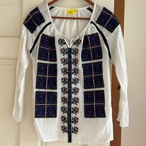 Beautiful roller rabbit embroidered top, women’s small